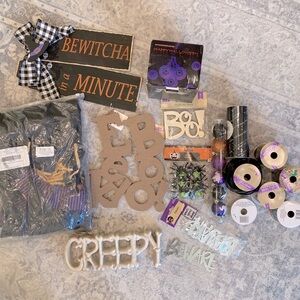 Halloween Decoration & Craft Lot